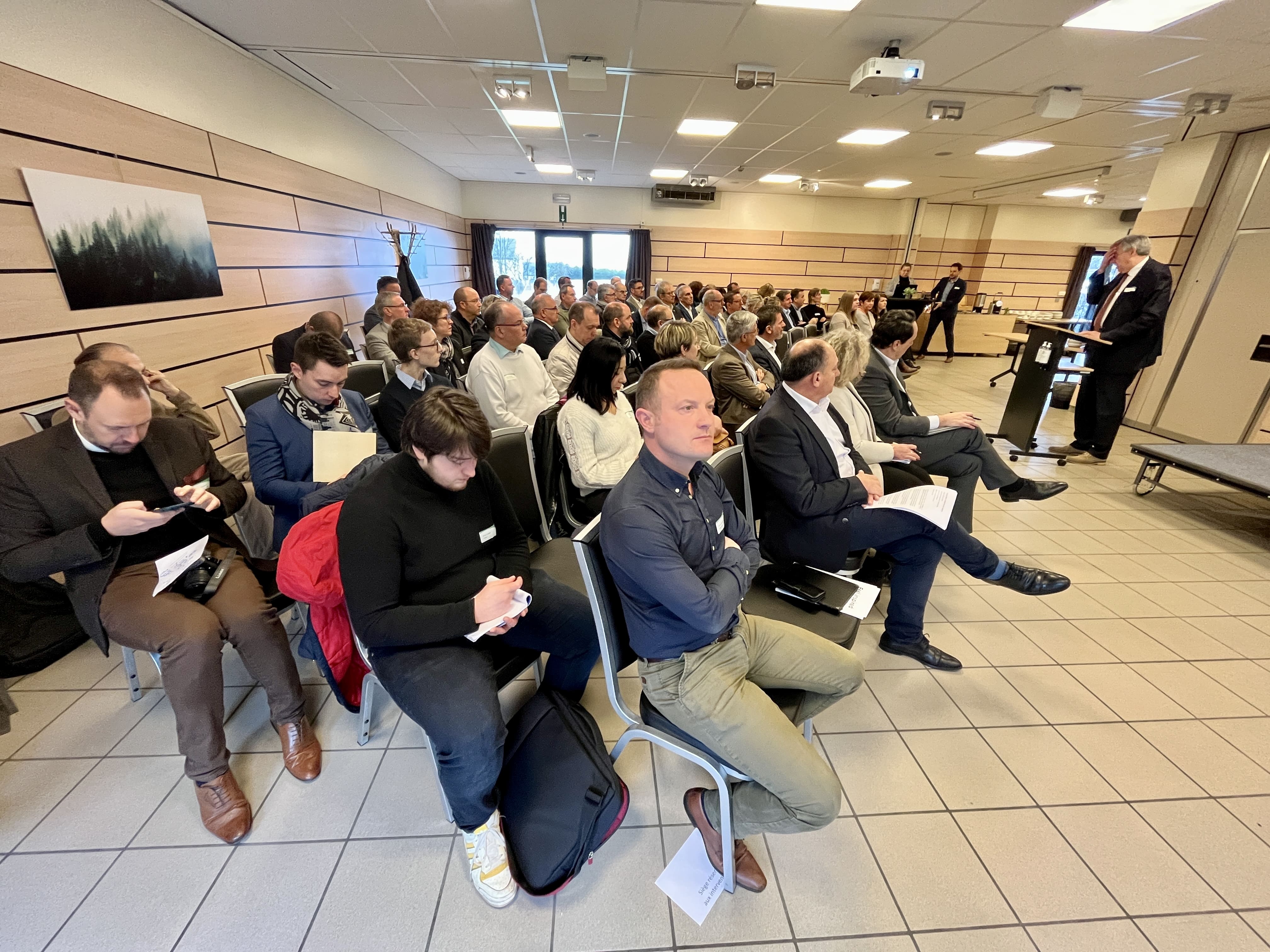 REMALUX : Redéploiement Économique de I’industrie MAnufacturière en province de LUXembourg