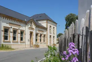 Meix-devant-Virton, Réaffectation de l’ancienne mairie/école en maison multiservice à Gérouville