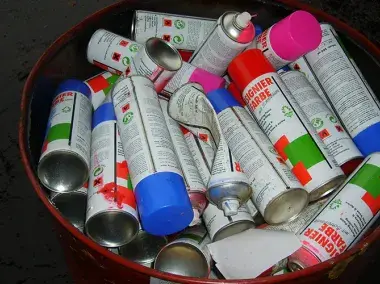 Déchets triés en entreprise : aérosols