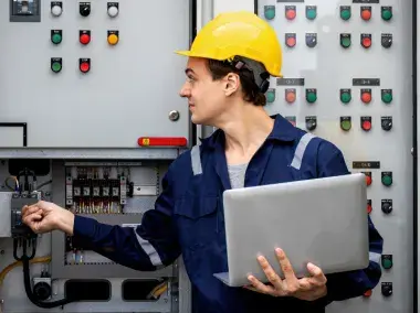 Réalisation de contrôles des installations (ascenseurs, électricité, installations gaz, système alarme/détection incendie, production électricité verte, citerne mazout, certibeau)